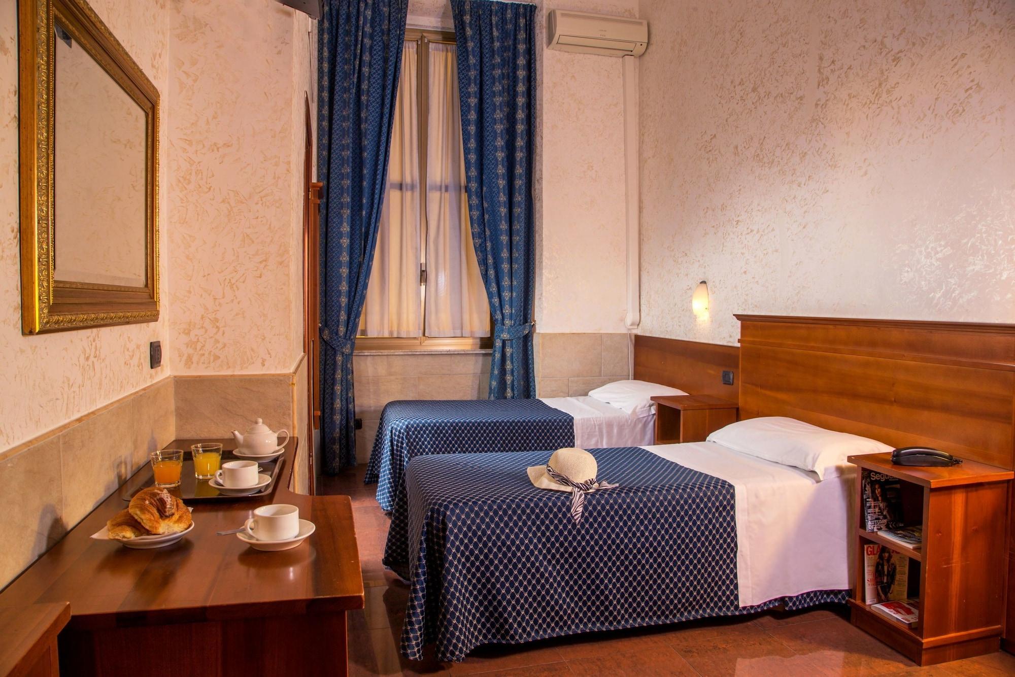 Hotel Luciani Rome Bagian luar foto