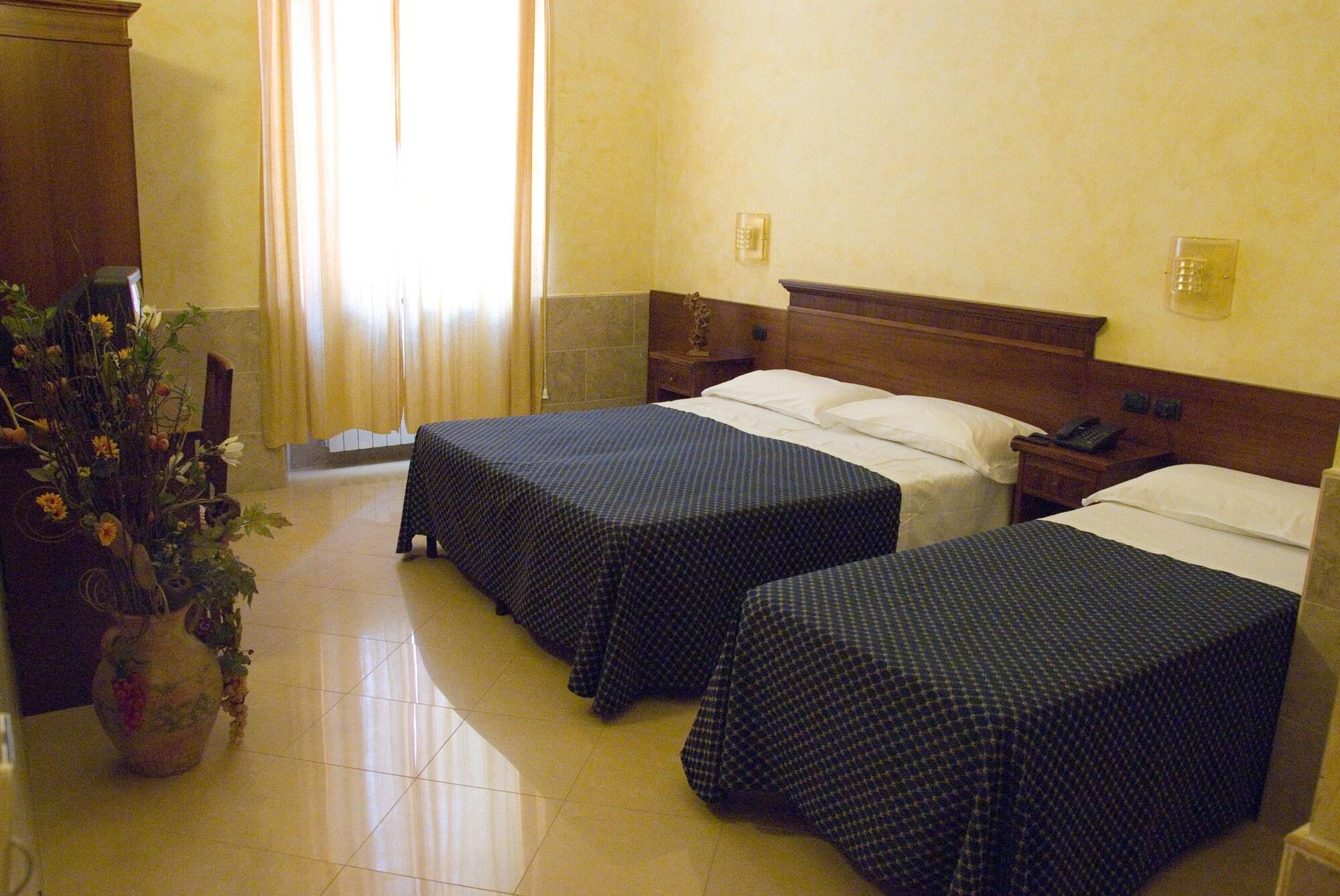Hotel Luciani Rome Bagian luar foto