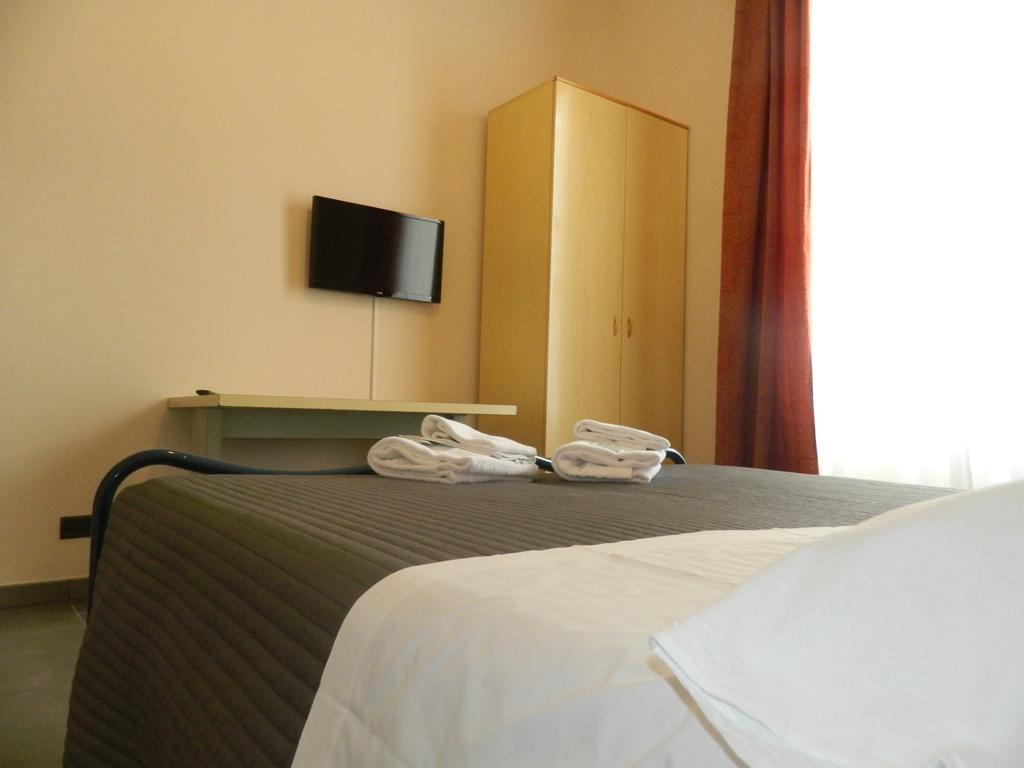 Hotel Luciani Rome Bagian luar foto