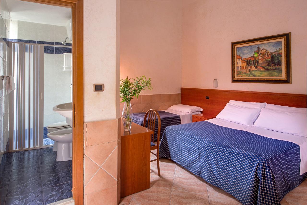 Hotel Luciani Rome Bagian luar foto