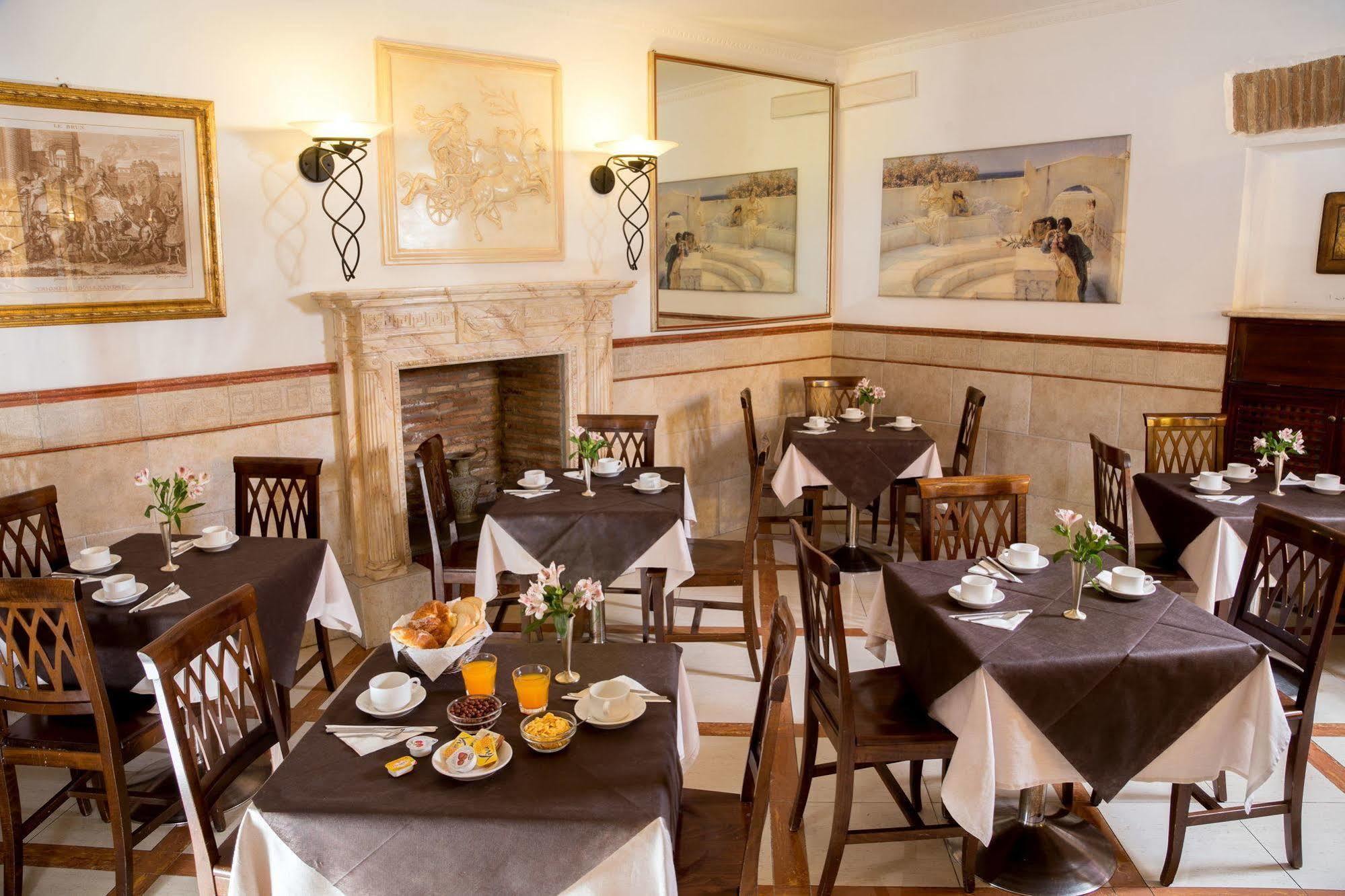 Hotel Luciani Rome Bagian luar foto